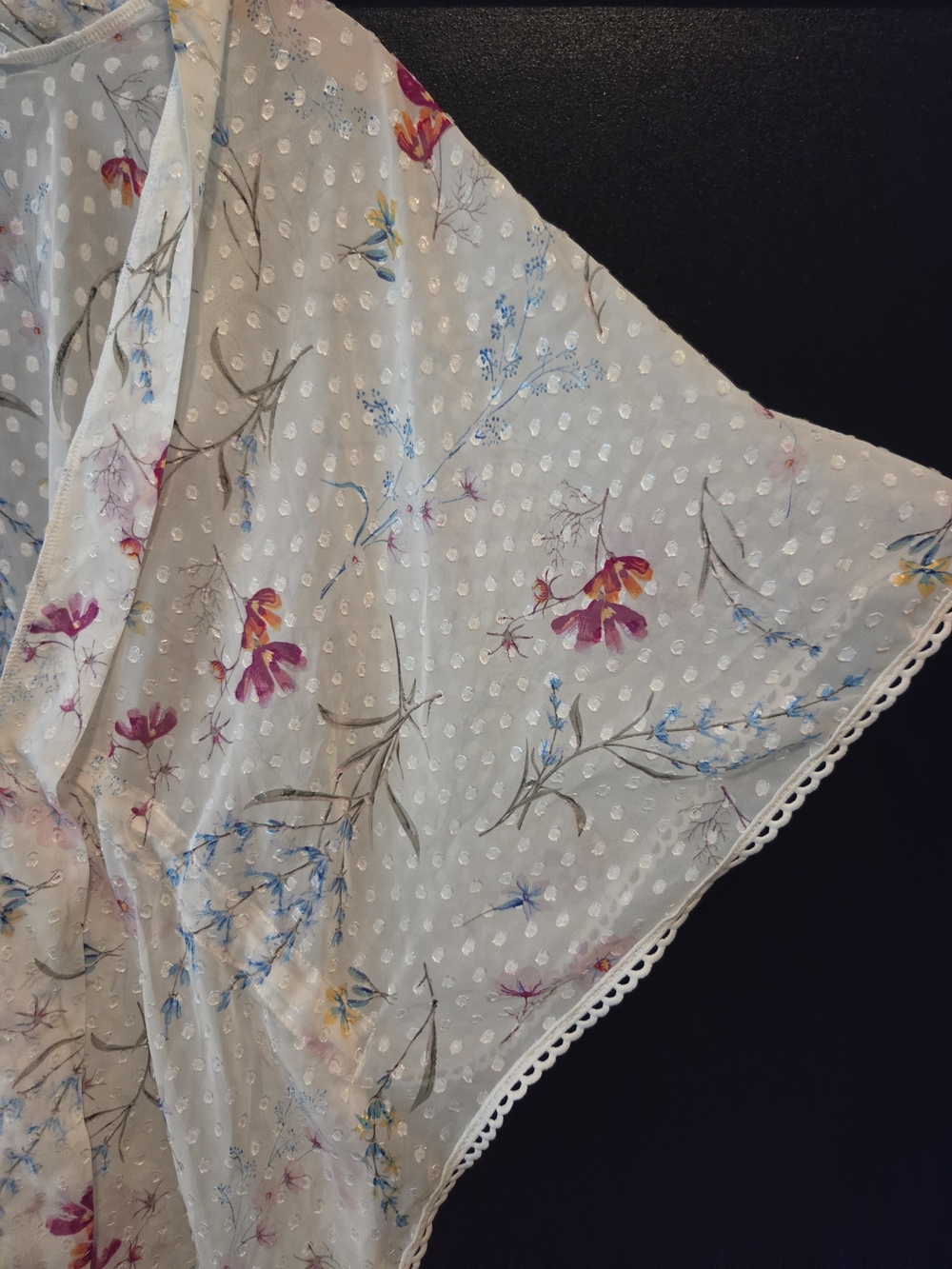 Women's Time and Tru Cream Sheer Kimono with Pink and Blue Flowers ~ One Size - Picture 3 of 9